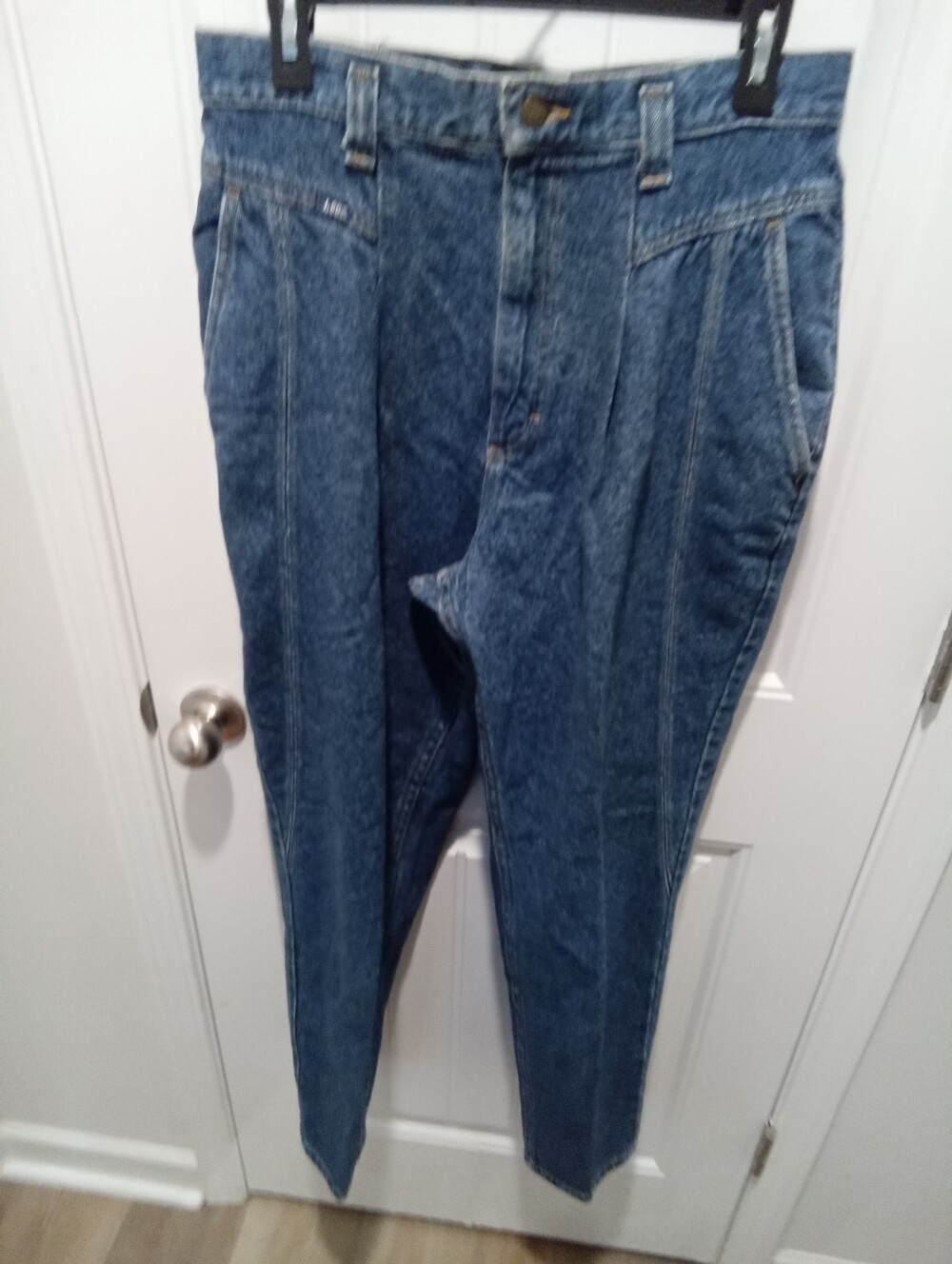 Vintage 80's Lee Jeans Sz 32"-12 Ins 30" High-Rise Pleated Waist-Pocketless Back - Picture 4 of 14